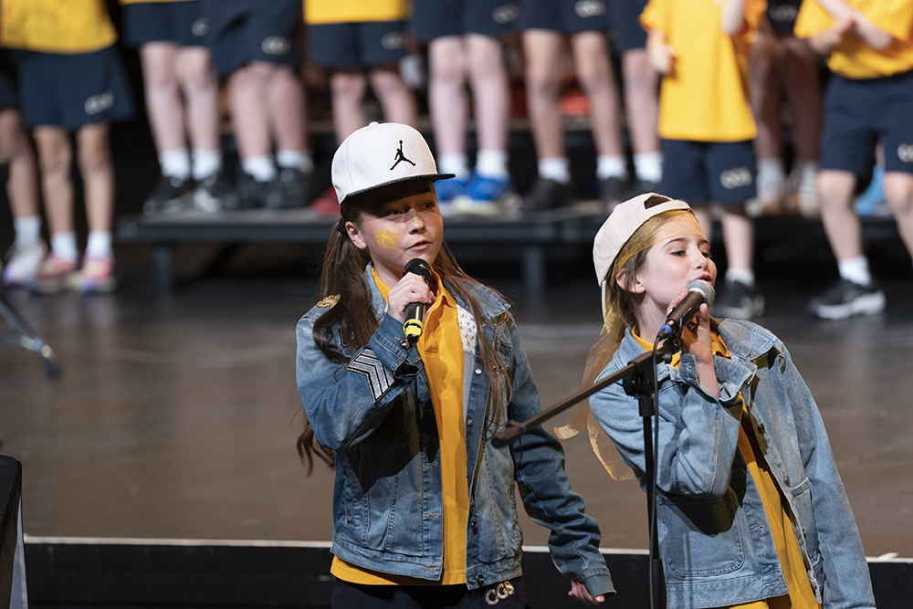 Students performing at the House Music Festival