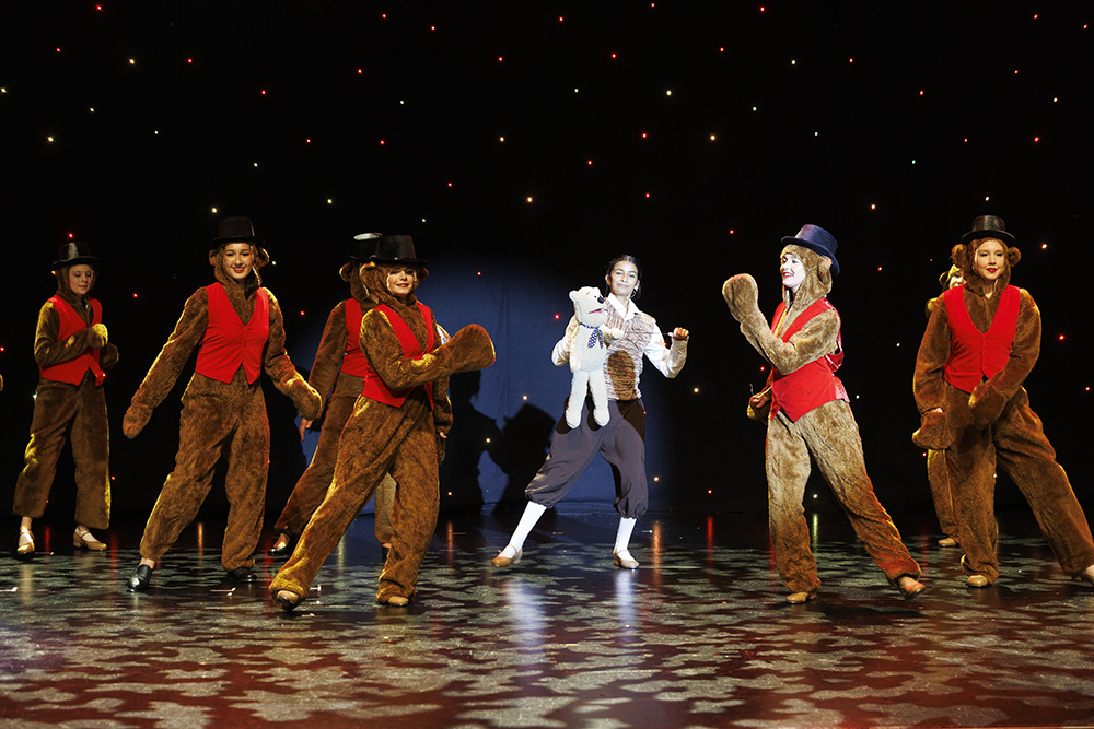 Wheelers Hill Campus Secondary School students performing ‘Midnight – the Cinderella Musical’